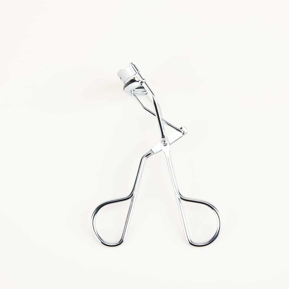 2-in-1 Eyelash Curler & Tweezer Set — Travel-Ready